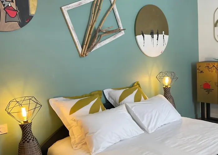 Un Instant De Pur Bonheur アパート