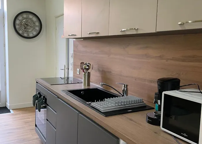 Un Instant De Pur Bonheur アパート